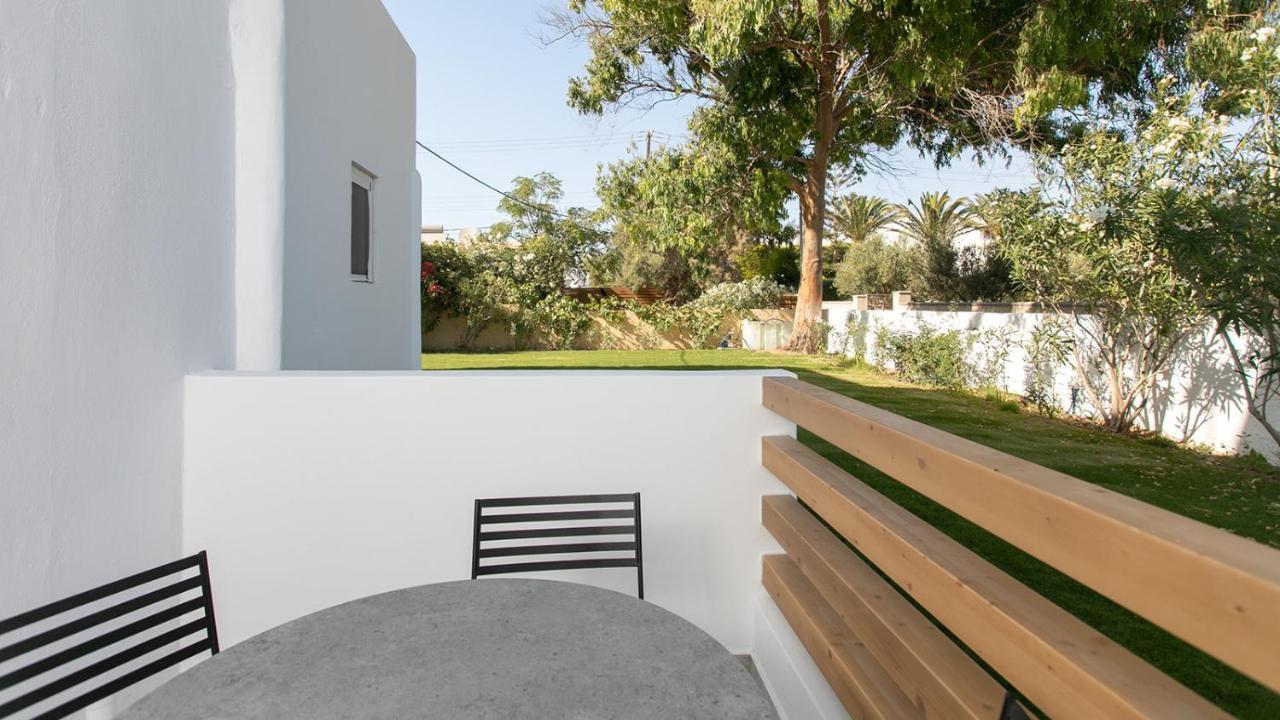 Hermes Luxury Suites Naxos City Exterior foto