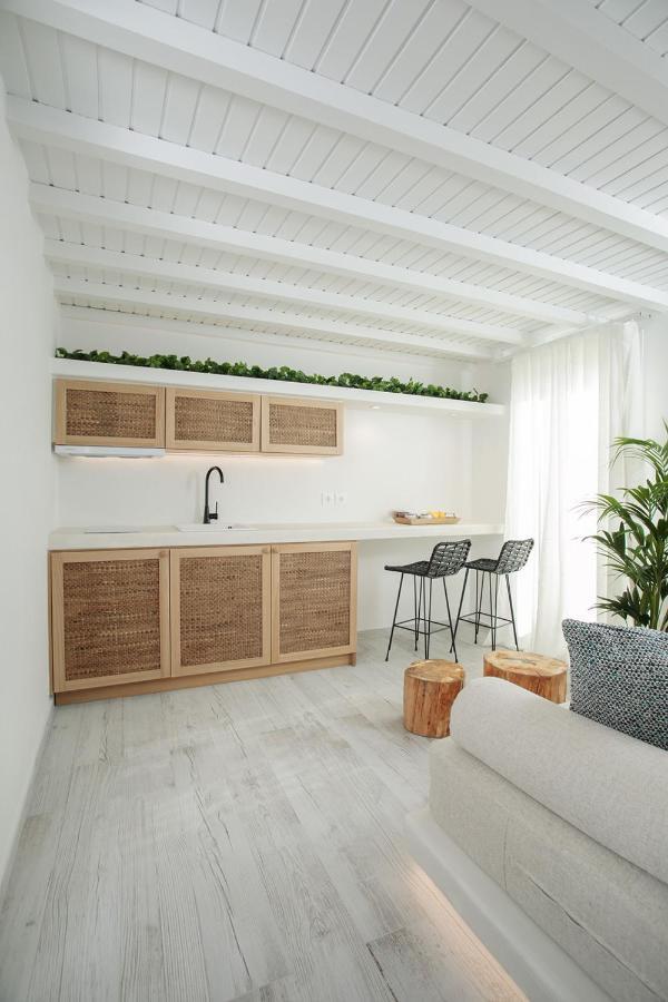 Hermes Luxury Suites Naxos City Exterior foto